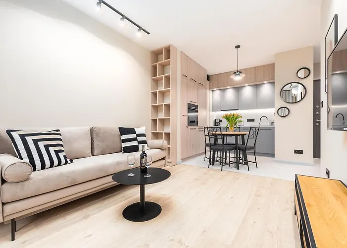 شقة Bg Premium Mennica وارسو